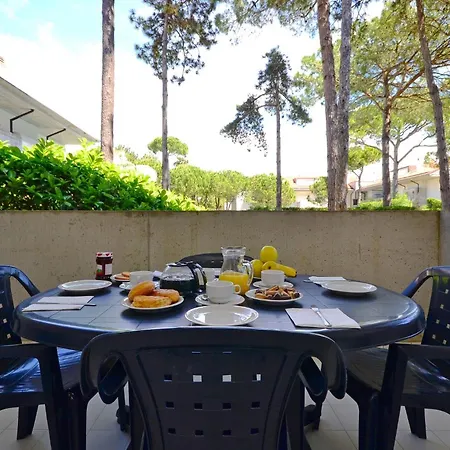 With Pool Access Apartment Lignano Sabbiadoro
