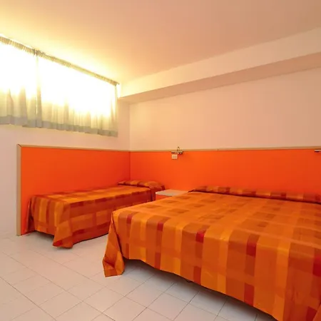 With Pool Access Apartment Lignano Sabbiadoro